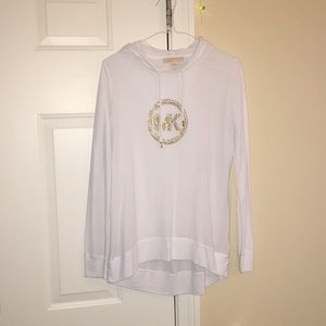 Light weight, hooded long sleeve